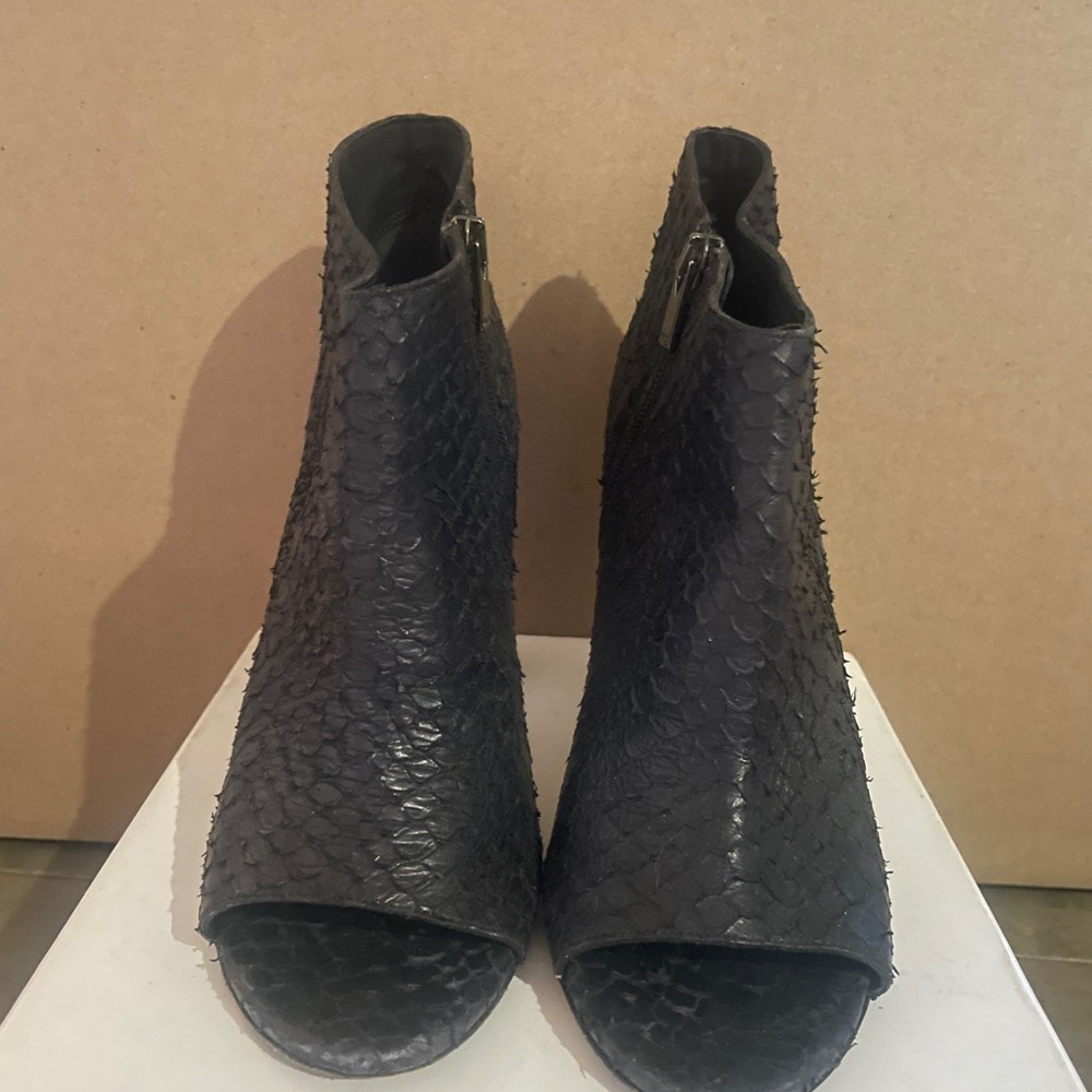 Vince Sierra Python - image 2